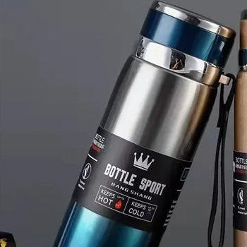 Gourde isotherme  prise en main confortable et format adapté aux porte-gobelets